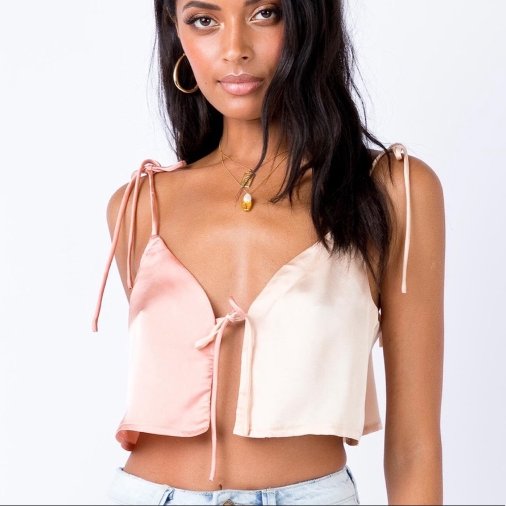 Princess Polly Crop / Tank Top